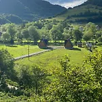 Jajce 2 Вилла