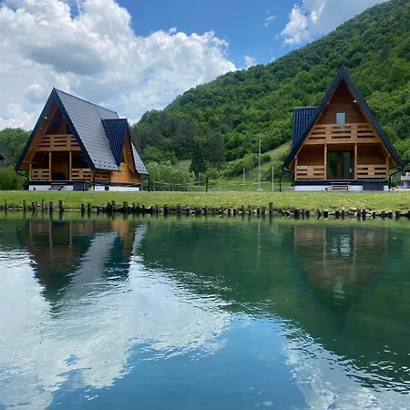 Jajce 2 * Jezero (Republika Srpska)